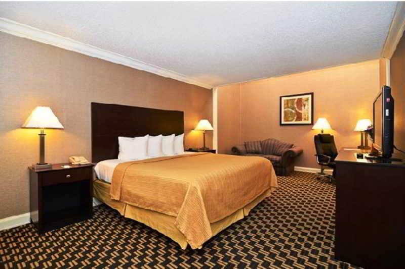 Quality Inn & Conference Center Akron Exterior foto